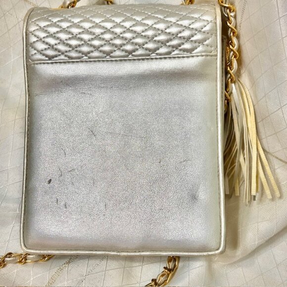 KOSCHI Vintage Silver & Gold Quilted Cocktail Purse - Picture 4 of 14